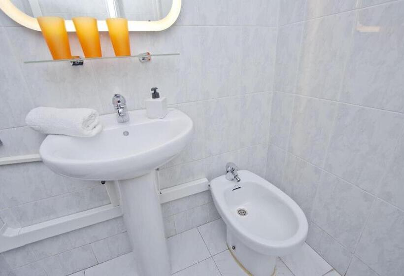 Номер Стандарт, Barcelona City Seven