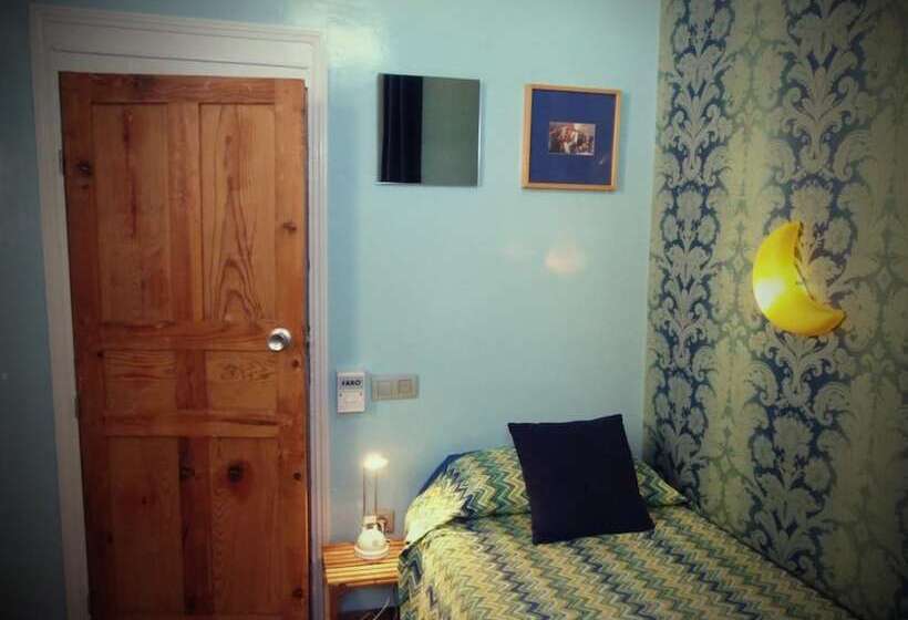 اتاق استاندارد یک نفره, Casa De Huespedes Dolce Vita