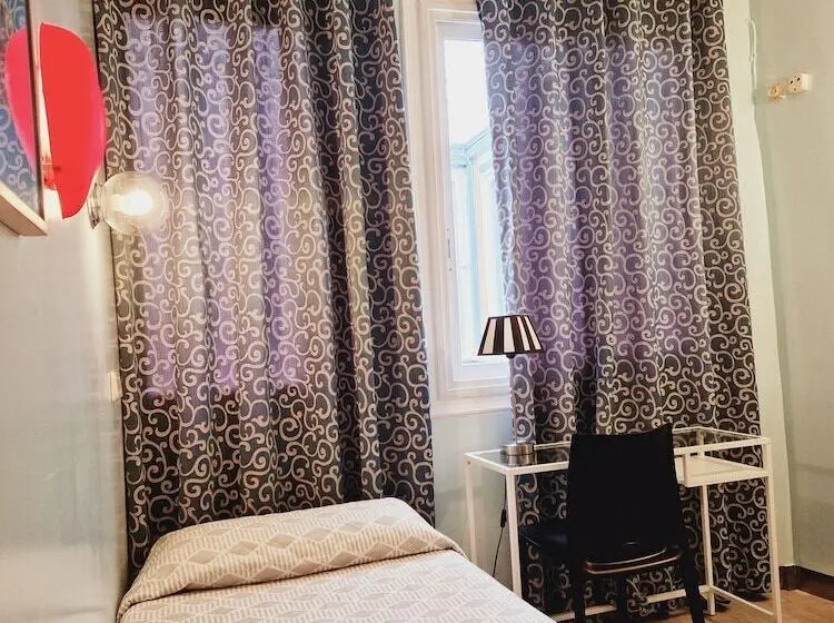 اتاق استاندارد یک نفره, Casa De Huespedes Dolce Vita