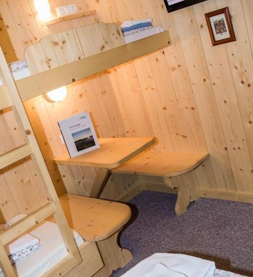 חדר סטנדרט לשלושה, Alpengasthof Paletti