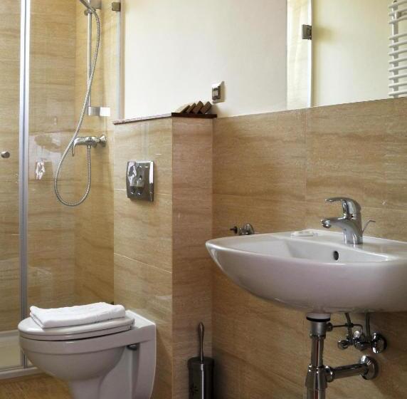 Huoneisto 1 Makuuhuone, American House Hennela