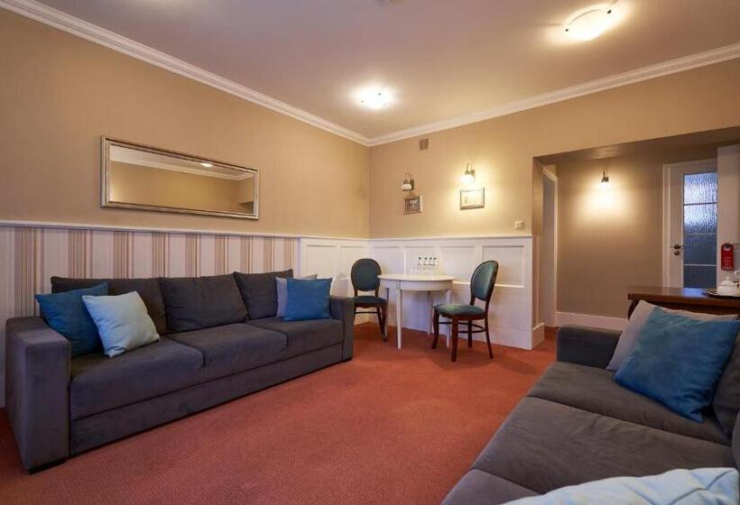 Huoneisto 1 Makuuhuone, American House Hennela