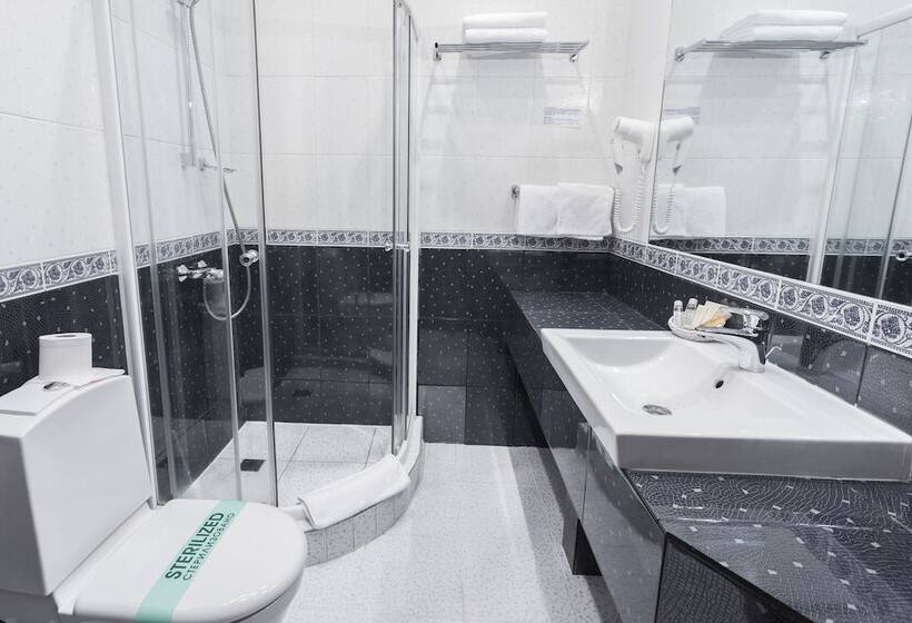 سوییت جونیور, Artradischev