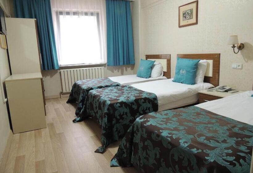 اتاق استاندارد سه نفره, Grand Dilara