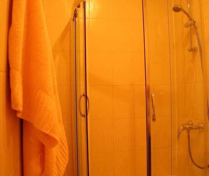 اتاق راحتی, Guest Rooms Nevsky 150