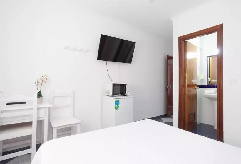 اتاق استاندارد, Hostal Restaurante La Giralda