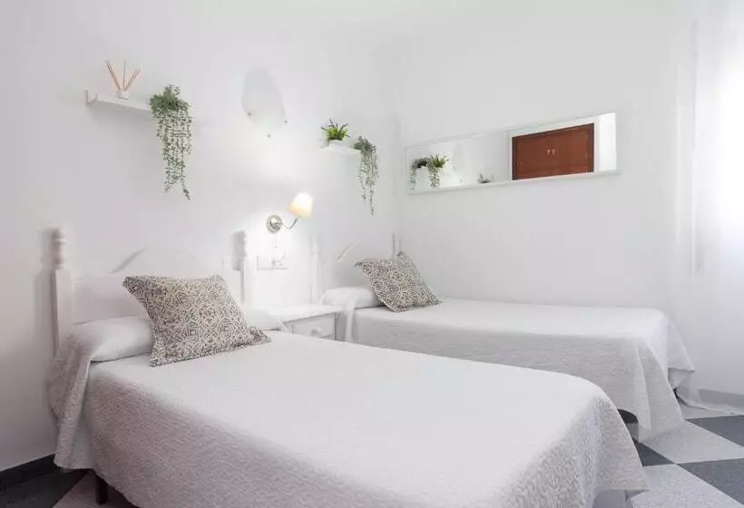 اتاق استاندارد, Hostal Restaurante La Giralda