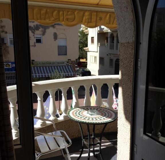 Номер Стандарт Индивидуальный, Hostal Restaurante La Giralda