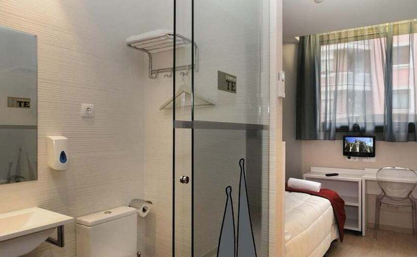 Номер Стандарт Индивидуальный, Hostemplo Sagrada Familia