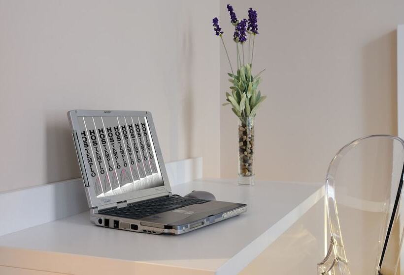 Номер Стандарт, Hostemplo Sagrada Familia