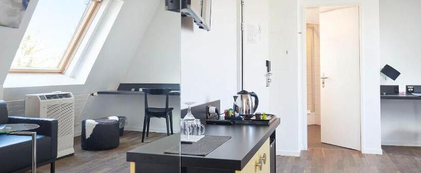 اتاق راحتی, Hottingen