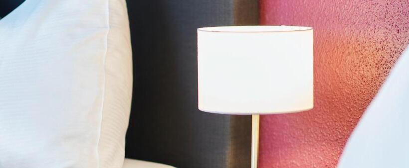 اتاق اکونومی, Hottingen