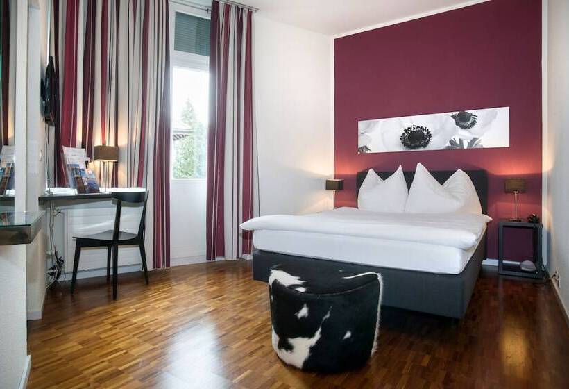 اتاق استاندارد یک نفره, Hottingen