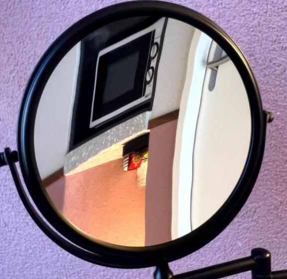 اتاق راحتی سه تخته, Hottingen