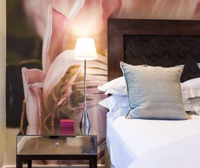 غرفة قياسية, Kensington Place