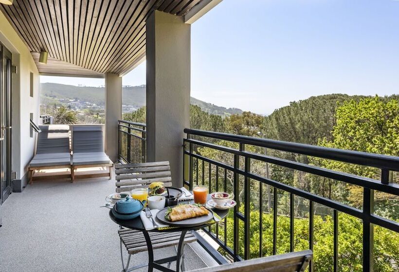 غرفة قياسية, Kensington Place