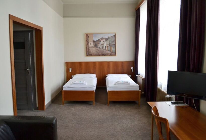 غرفة قياسية, Praha Liberec