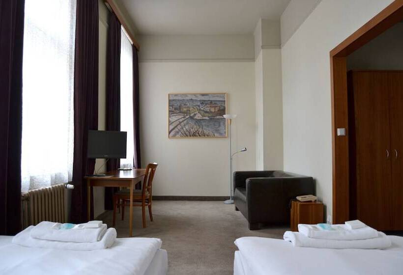 غرفة قياسية, Praha Liberec