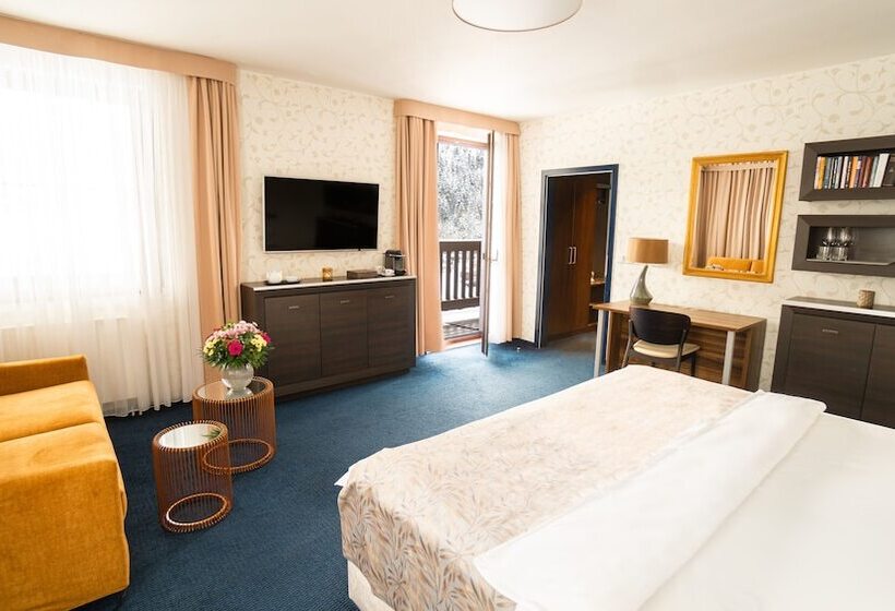 חדר דלוקס עם מרפסת, Savoy