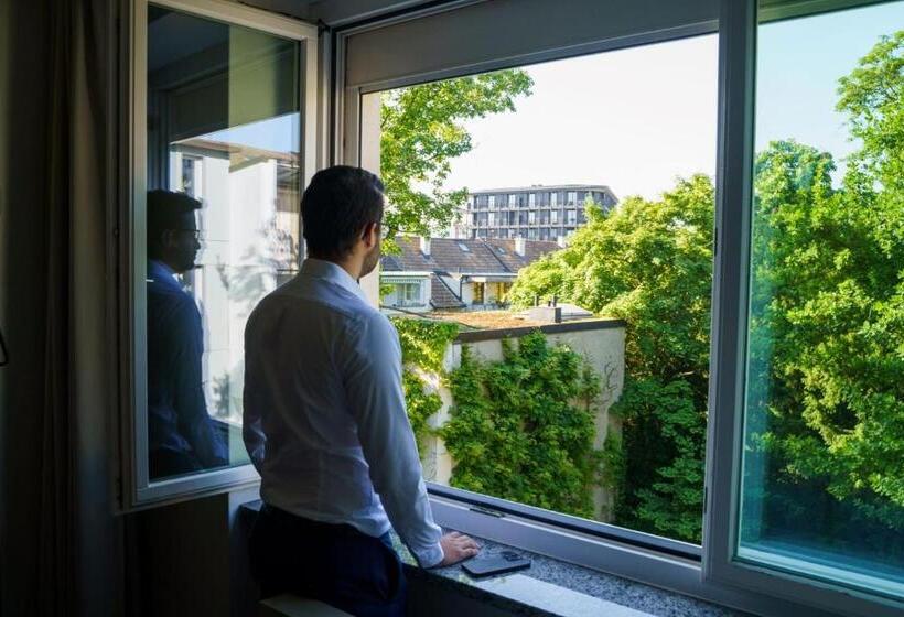 スーペリアールーム, Wettstein