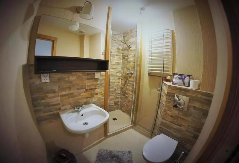 スタンダード４人部屋, Willa Góral Goralska Osada Domki Apartamenty Pokoje