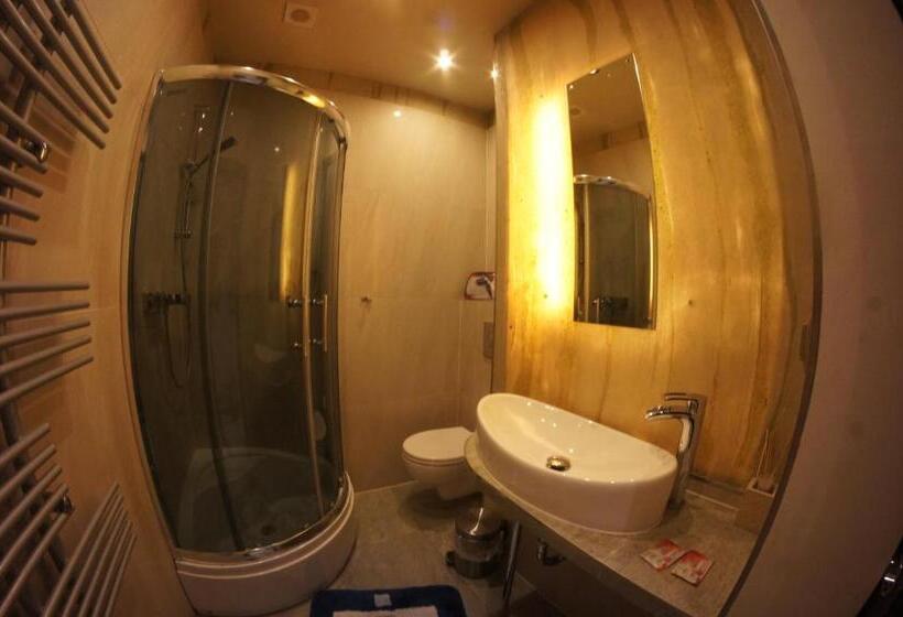 Номер Стандарт Трехместный, Willa Góral Goralska Osada Domki Apartamenty Pokoje