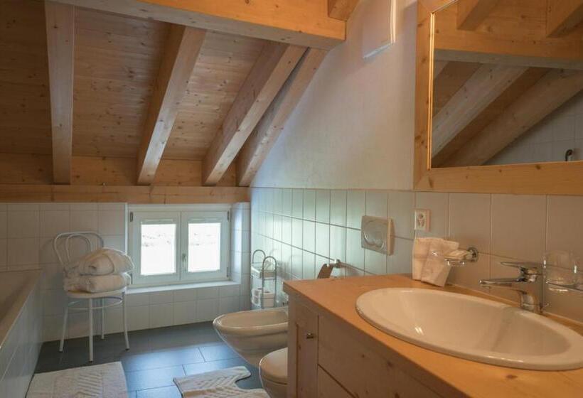 סוויטה, Gasthaus & Hotel Berninahaus