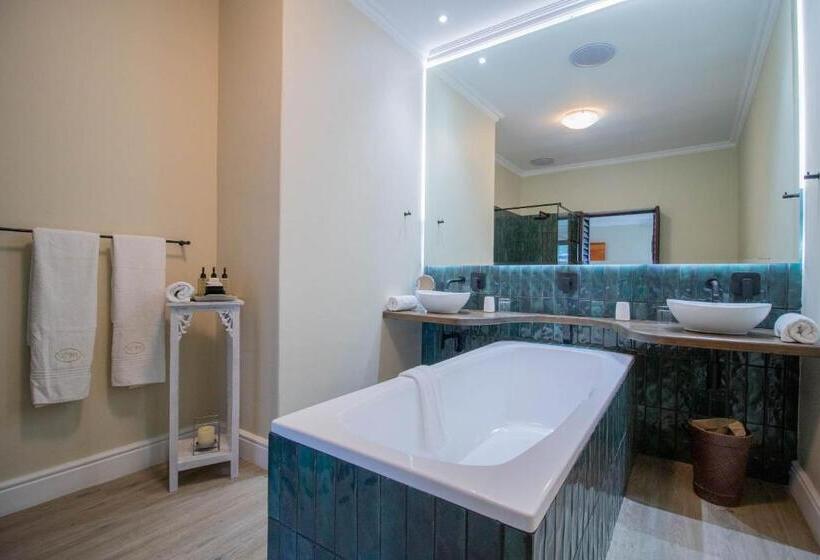 جناح ديلوكس, Lavender Manor Guest Lodge