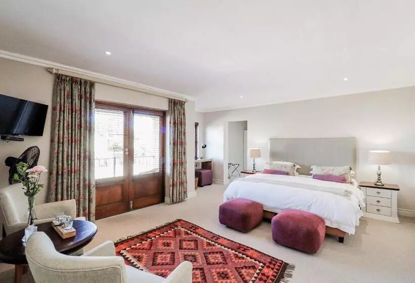 Deluxe Suite Sea View, Lavender Manor Guest Lodge