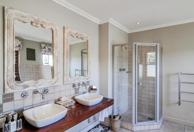 جناح ديلوكس مع إطلالات, Lavender Manor Guest Lodge