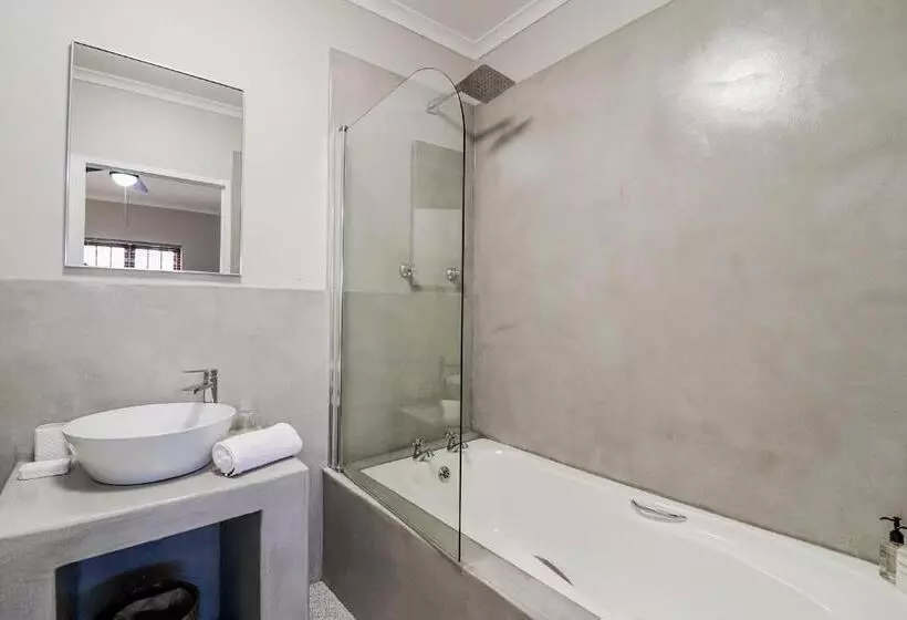 سوئیت خانواده 2 خوابه, Lavender Manor Guest Lodge