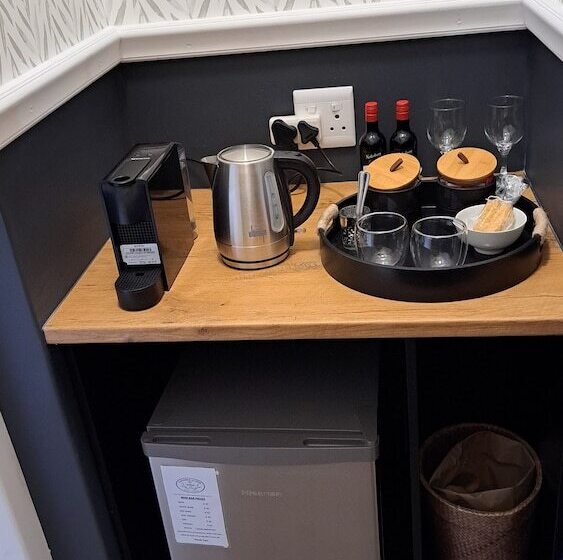 غرفة قياسية مطلّة علي الحديقة, Lavender Manor Guest Lodge