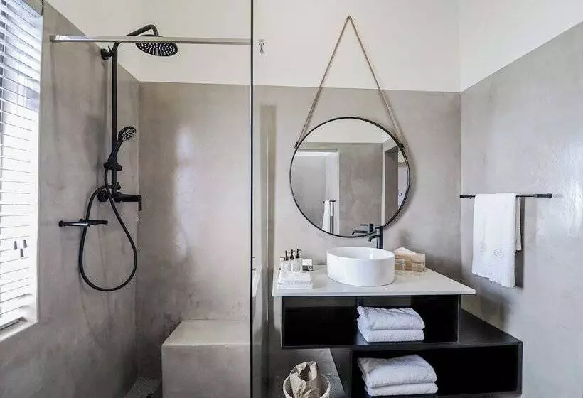 اتاق استاندارد با چشم‌انداز باغ, Lavender Manor Guest Lodge
