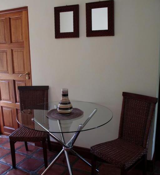 带大床的高级房间, Orange Ville Lodge & Guesthouse