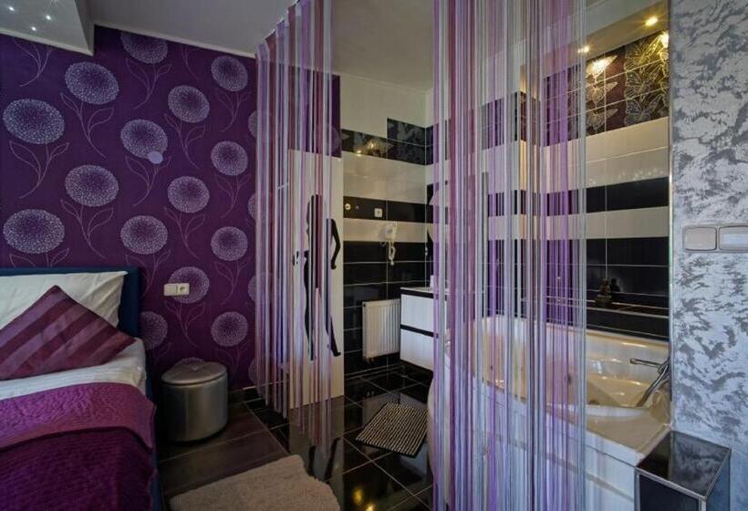 חדר סטנדרט עם ג'קוזי, Penzion Janka