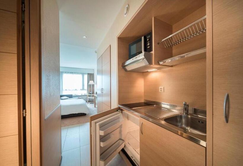 استودیوی استاندارد, Starling Hôtel Résidence Genève