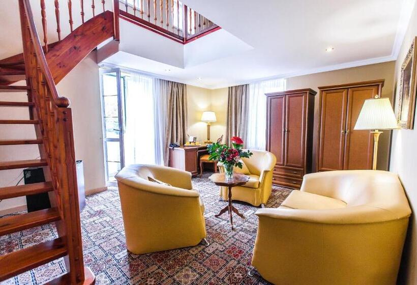 스위트, Sanatorium Spa Hotel Panorama