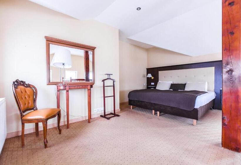 스위트, Sanatorium Spa Hotel Panorama