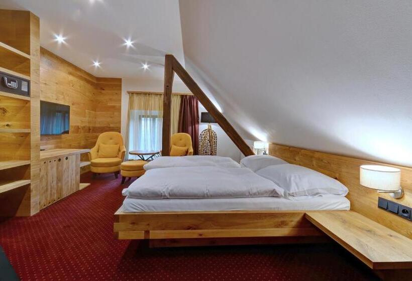 اتاق سوپریور, Villa Conti