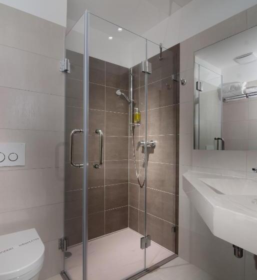 コンフォートルーム, Wellness Hotel Windsor