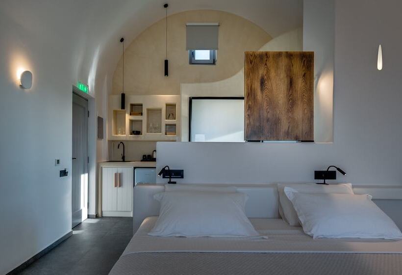 Deluxe Suite Sea View, Elements Cozy Suites