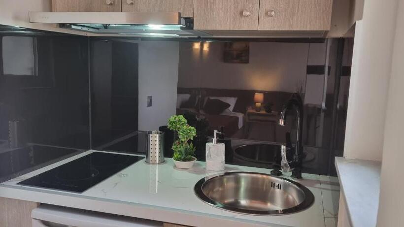 اتاق استاندارد با چشمانداز استخر, Secret Garden