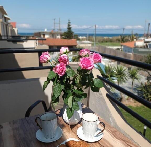 اتاق لوکس, Secret Garden