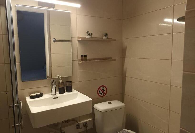 اتاق استاندارد, Secret Garden