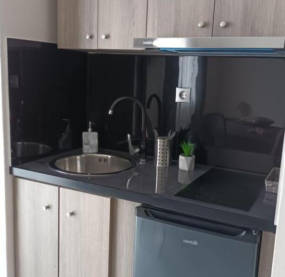 اتاق استاندارد, Secret Garden