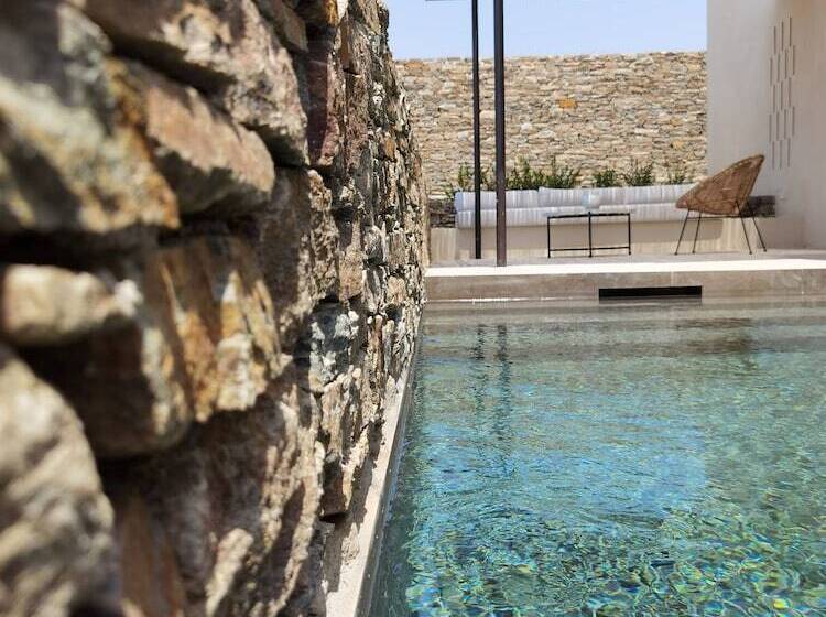 غرفة سوبيريور مطلّة علي البحر, Nos Hotel & Villas