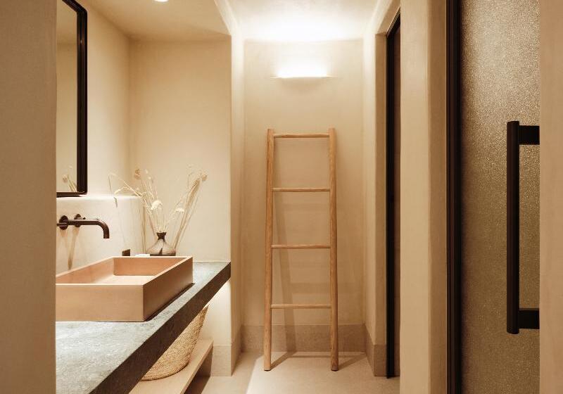 غرفة سوبيريور مطلّة علي البحر, Nos Hotel & Villas