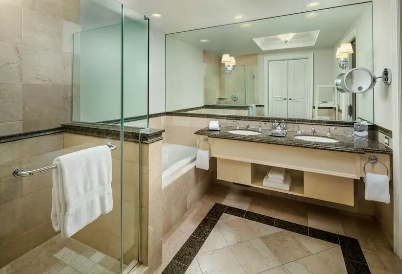 ジュニアスイート, Yacht Club At The Boca Raton Resort