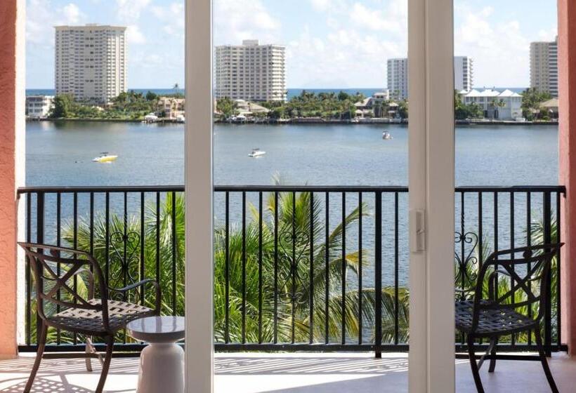 جناح جونيور سرير ملكى, Yacht Club At The Boca Raton Resort