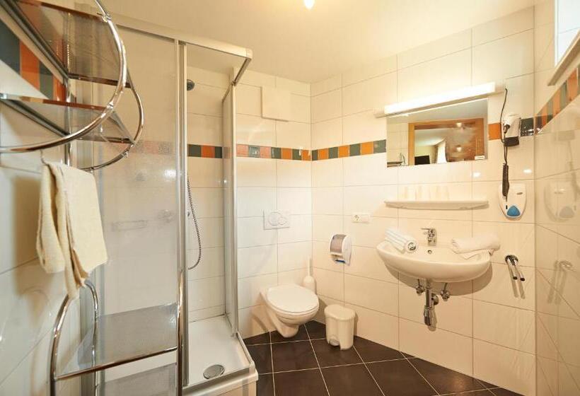 דירת חדר, Frühstückspension Anja